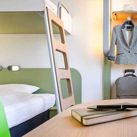 Ibis Budget Amberieu En Bugey/Chateau Gaillard A42 Εξωτερικό φωτογραφία