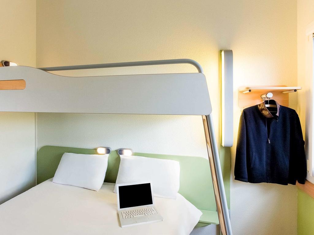 Ibis Budget Amberieu En Bugey/Chateau Gaillard A42 Εξωτερικό φωτογραφία