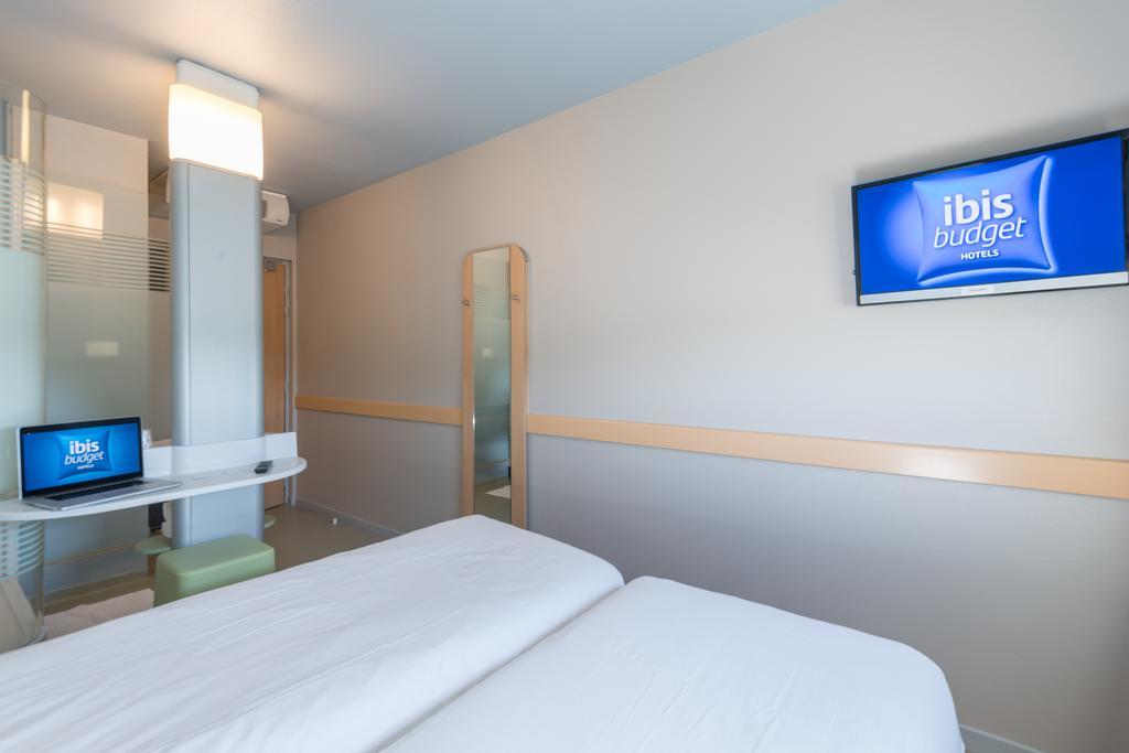 Ibis Budget Amberieu En Bugey/Chateau Gaillard A42 Εξωτερικό φωτογραφία