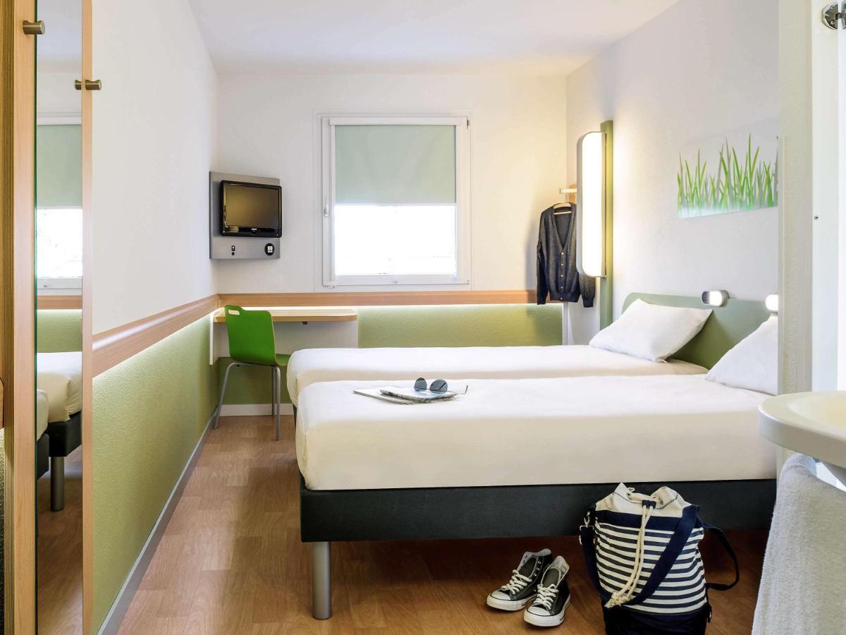 Ibis Budget Amberieu En Bugey/Chateau Gaillard A42 Εξωτερικό φωτογραφία